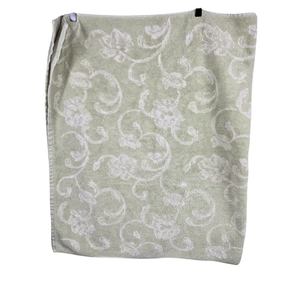 Vtg Springmaid Luxury Bath Towel Floral Pattern Green/White 27x48 - Replacement